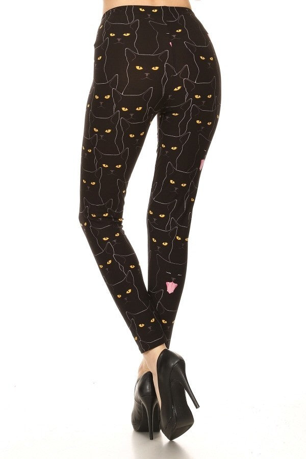 Black Cats Printed, High Waisted Leggings In A Fit Style, With An Elastic Waistband